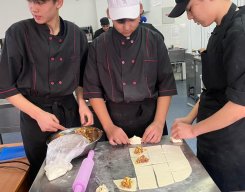 Фотографии